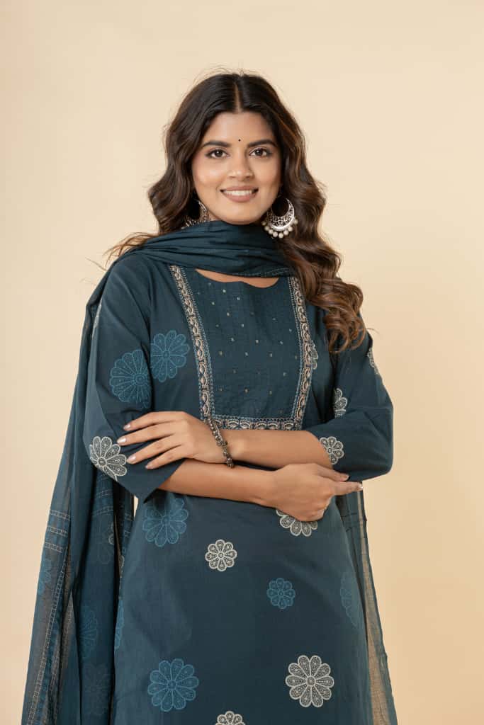 Ruaati Dark Green Kurta Palazzo Set