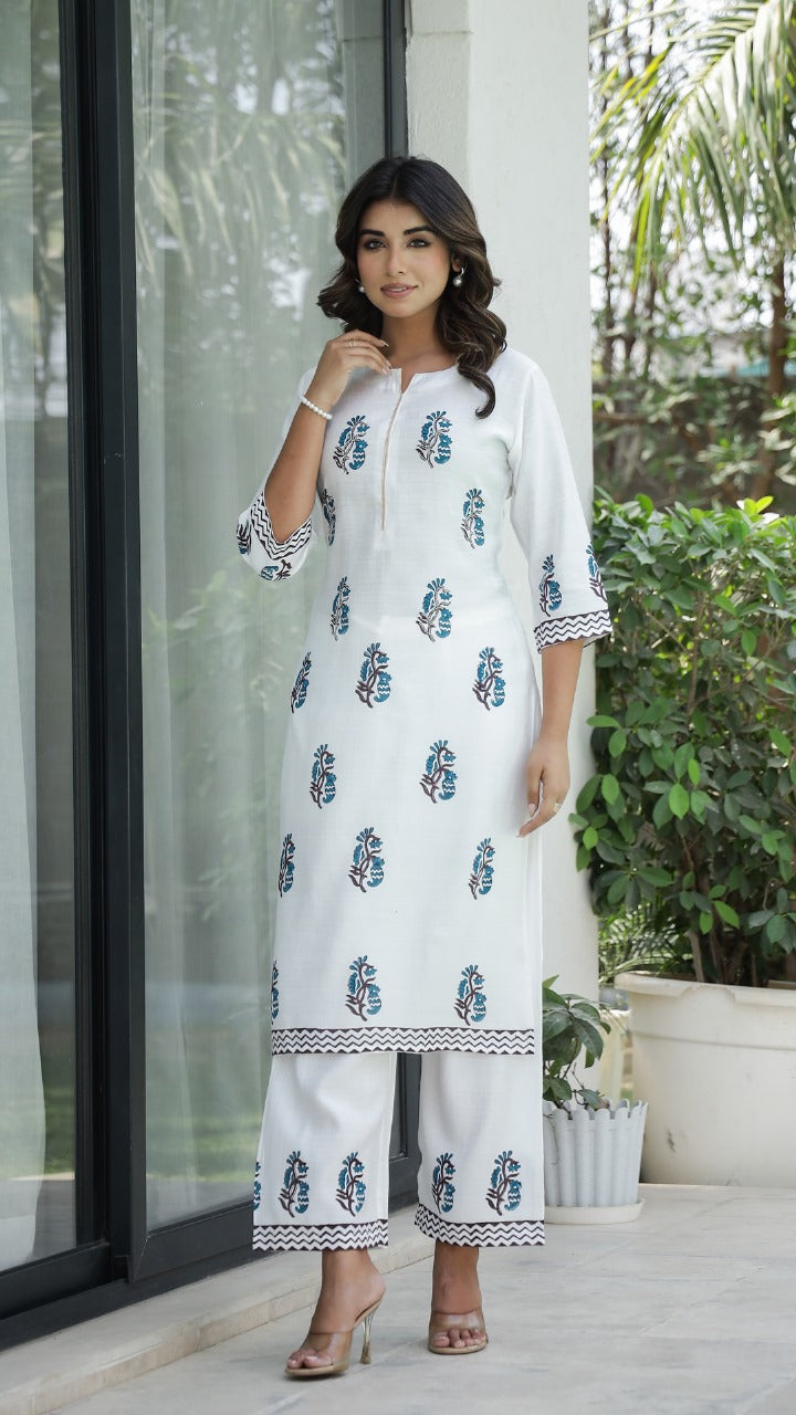 White Paisley Kurti, Top & Pant Combo Set, Supper Fitting & Superior Quality Cotton Fabric.