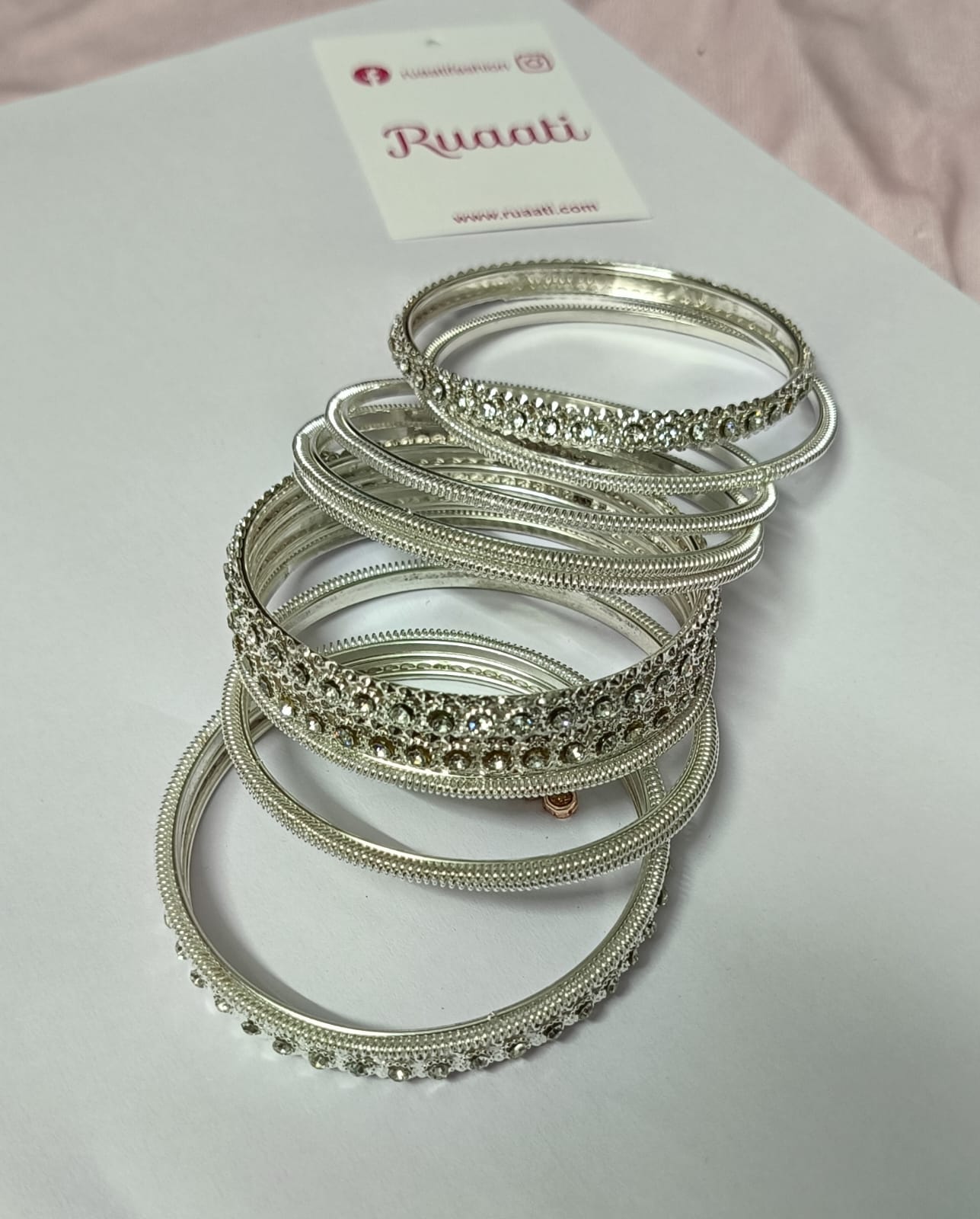 Lovely & Beautiful Bangles for Ladies, Sizes:2.8, For Women; Base Metal: Glass Plating.