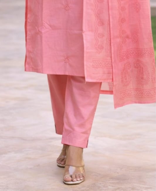 Ruaati Women Mul Cotton Embroidered Pink Kurta Sets with Dupatta Ethnic Wear