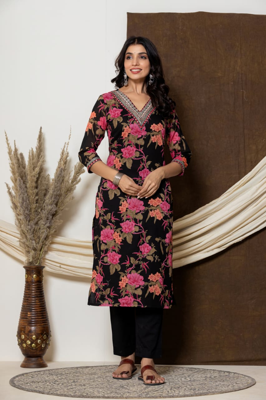 Soft Cotton Fabric and Luxury 3-Piece Hand worked Cotton Suit Set with Dupatta, Superior Quality Cotton Fabric with Supper Fitting Product.