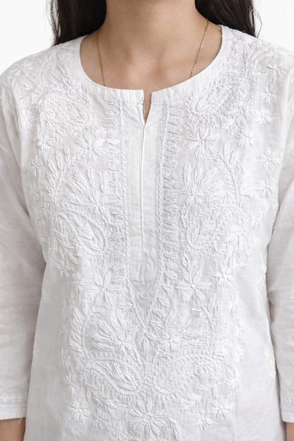 Ruaati Women White Mul Cotton Chikankari Straight Kurta
