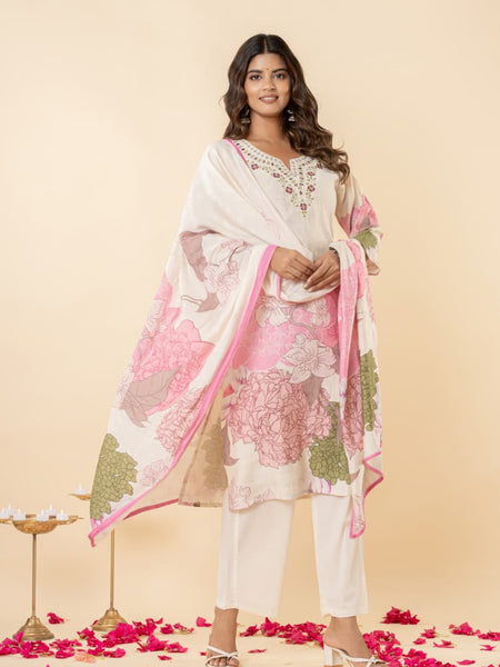Ruaati White Kurti Set