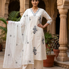 Ruaati Off White Kurta Palazzo Set
