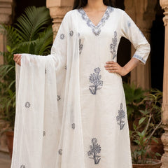 Ruaati Off White Kurta Palazzo Set