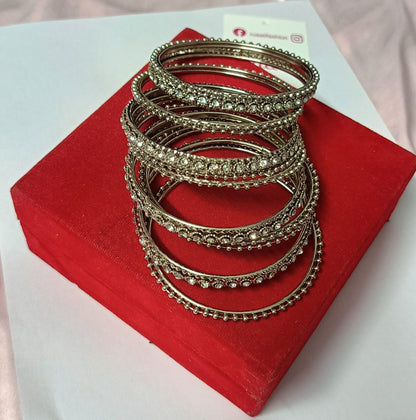 Metal Brass Beautiful Bangles for Ladies, Sizes:2.8, For Women; Base Metal: Glass Plating.
