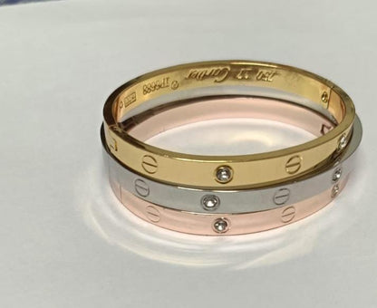 Lovely Rose Gold Bracelet , Single-Screw Closure, Classic Model with 4 Diamonds.