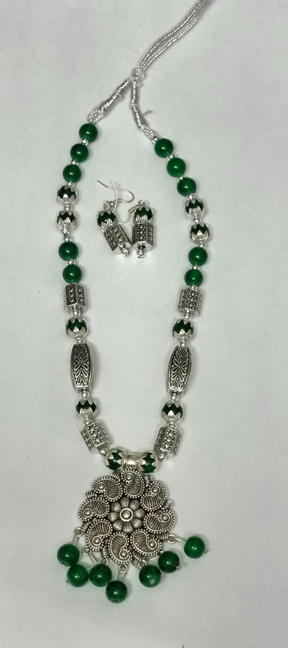 New & Beautiful Stylish Oxidized Necklace