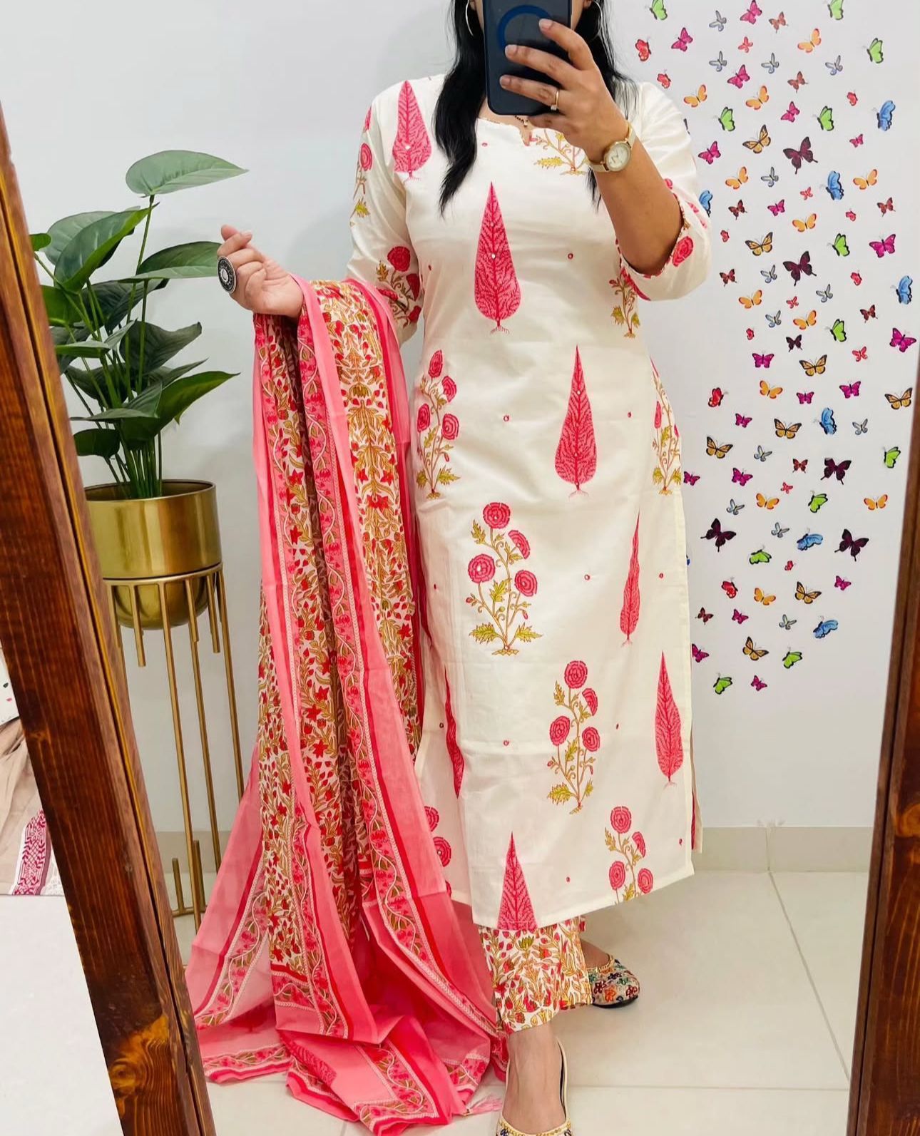 Designer Suit in Mughal/Kalamkari Fusion Azrak Bagru print Kurti pant Dupatta set