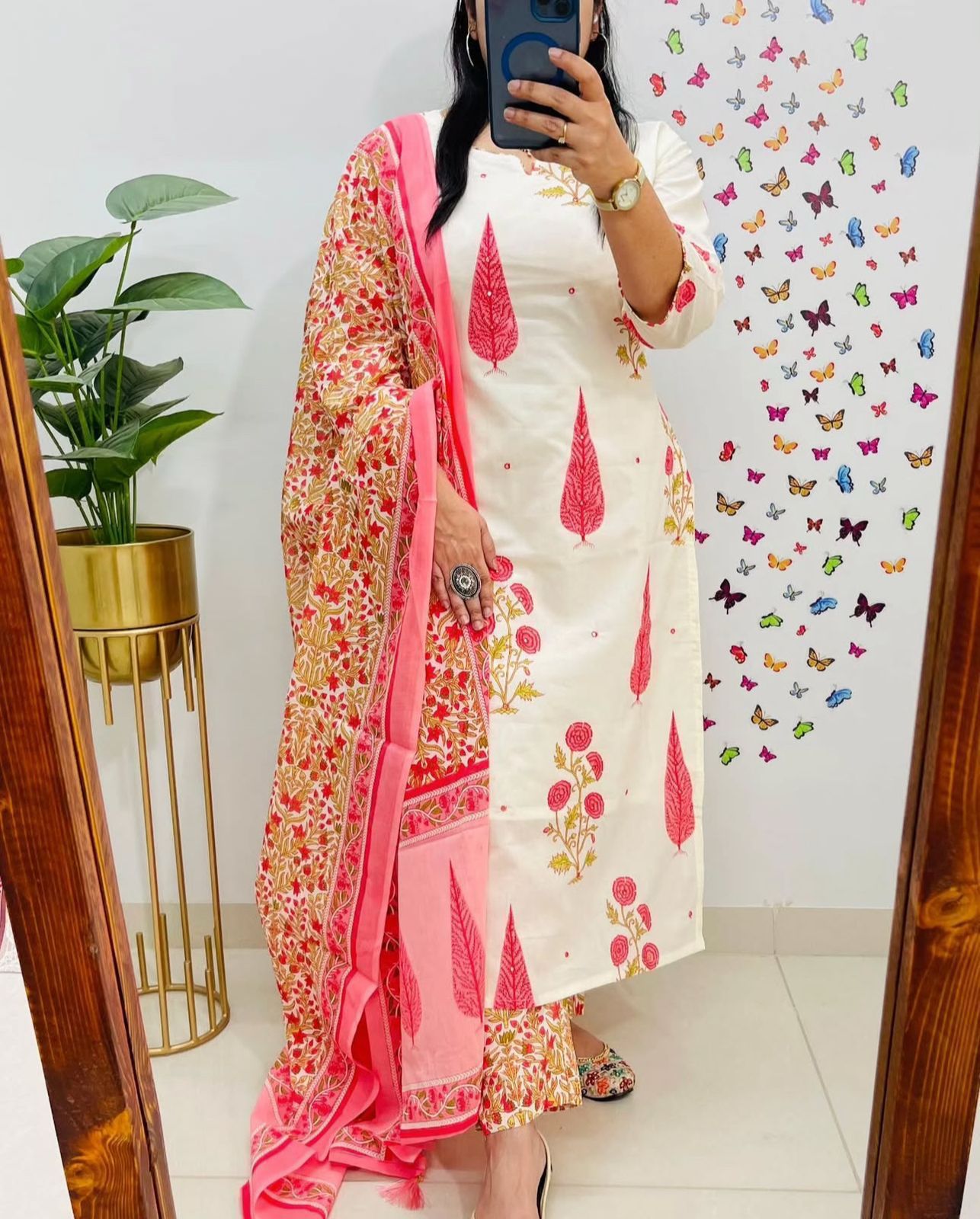 Designer Suit in Mughal/Kalamkari Fusion Azrak Bagru print Kurti pant Dupatta set