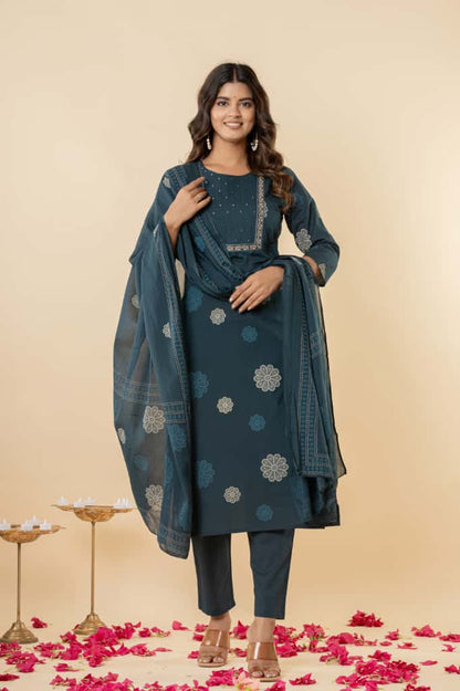 Pure Cotton Fabric Embordered Work all over Complete Lining Attached Plazo.