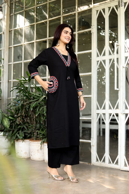 Women's Black Embroidered Cotton Kurta with Wide-Leg Pants