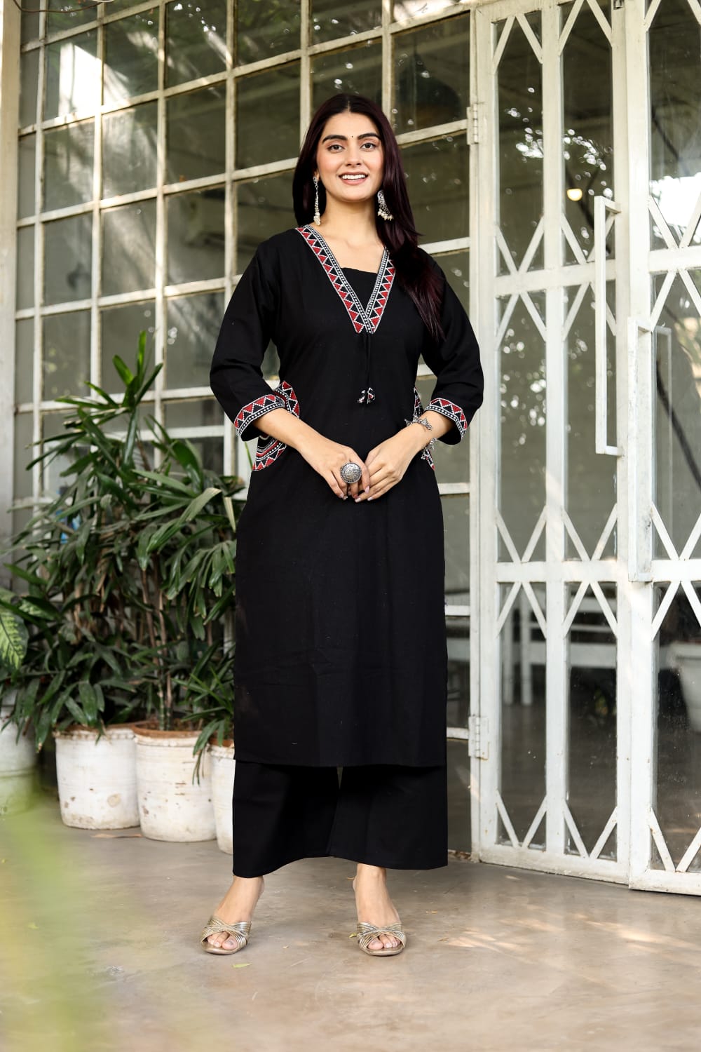 Women's Black Embroidered Cotton Kurta with Wide-Leg Pants