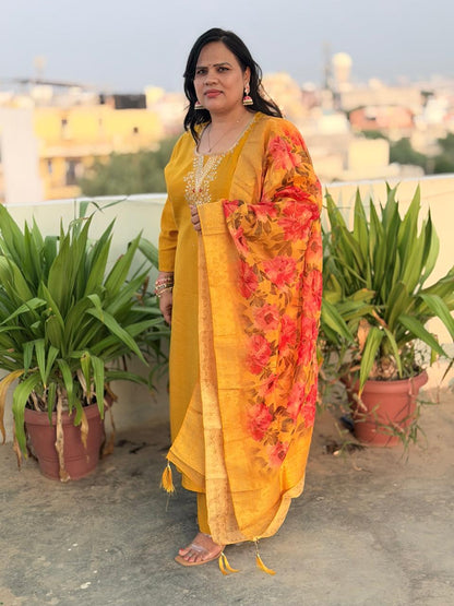 Premium Matka Silk Fabric Lining Attached Heavy Suit Set with Floral Banarasi Dupatta