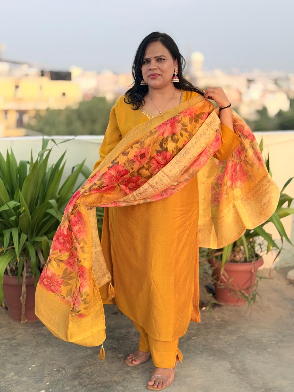 Premium Matka Silk Fabric Lining Attached Heavy Suit Set with Floral Banarasi Dupatta
