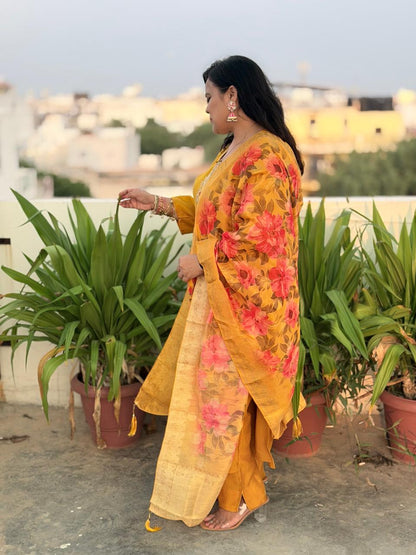 Premium Matka Silk Fabric Lining Attached Heavy Suit Set with Floral Banarasi Dupatta