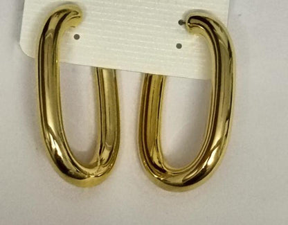 Beautiful Women Gold Circular Hoop American Design Earrings