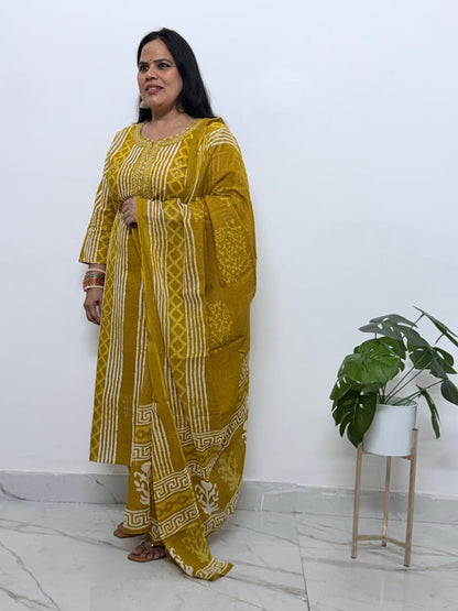 Ruaati Women Premium Cotton Yellow Printed Kurta Pant Set with Designer Dupatta
