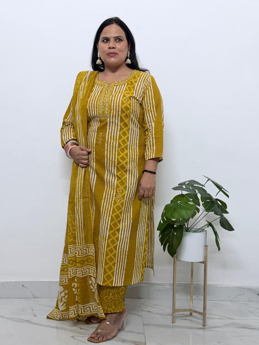 Ruaati Women Premium Cotton Yellow Printed Kurta Pant Set with Designer Dupatta