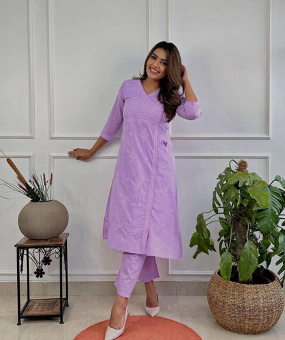 Heavy Chicken Kari Embroidery, Lavender with Matching Cotton Thread; Beautiful Suit 2 PC Set.